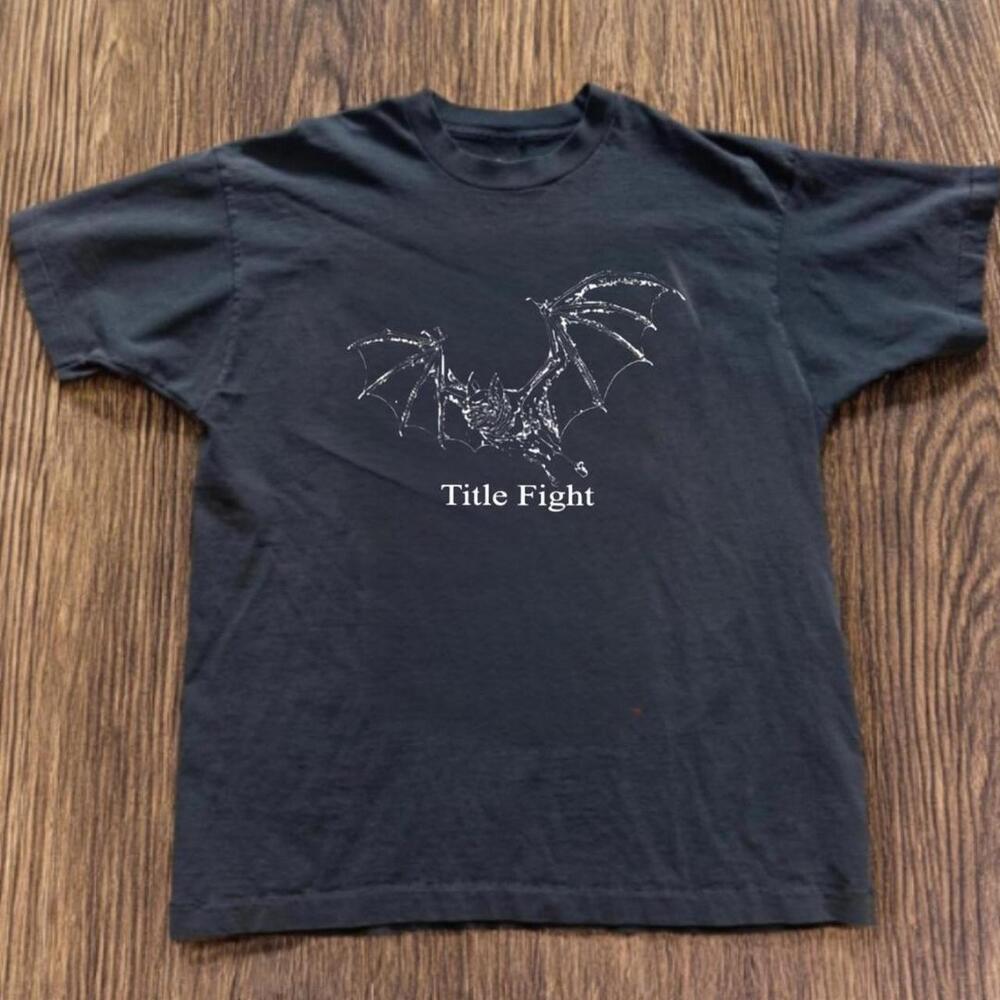 Gildan Men Black T-Shirt, Black Title Fight Graphic Tee